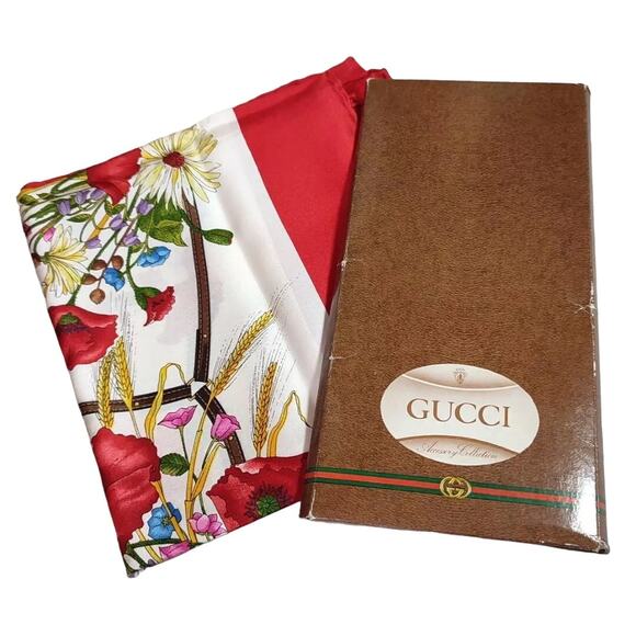 Gucci Authentic Floral Multicolor Silk Scarf - Picture 1 of 6